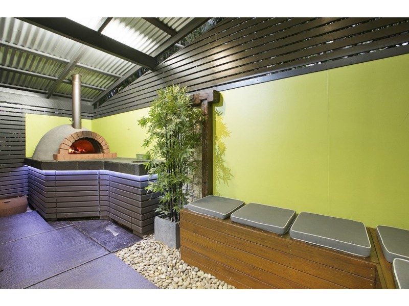 30 Irene Street, Wynnum QLD 4178