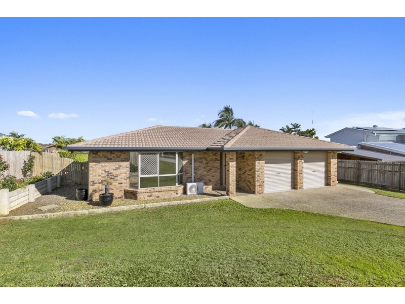 6 Irvine Place, Wynnum West QLD 4178