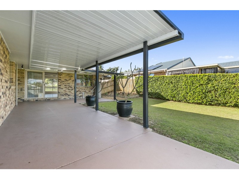 6 Irvine Place, Wynnum West QLD 4178