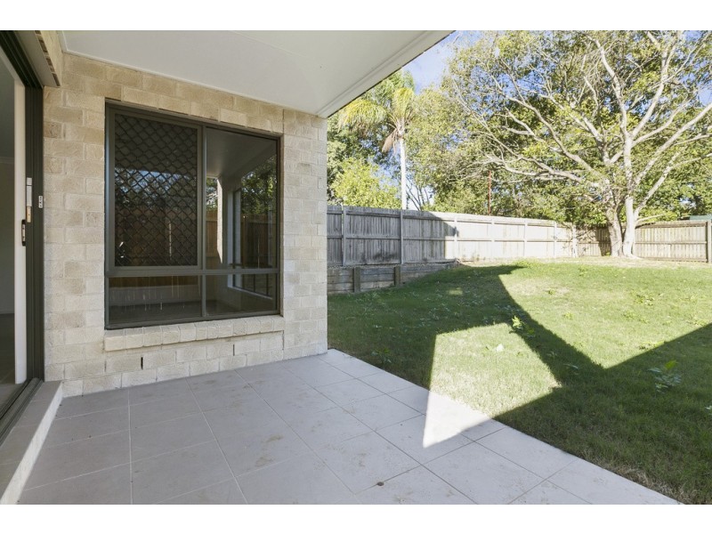 73 Hutton Avenue, Wynnum QLD 4178