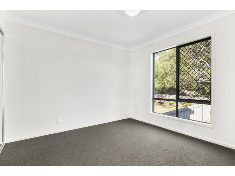 73 Hutton Avenue, Wynnum QLD 4178