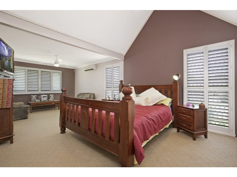 1 Teraglin St, Manly West QLD 4179