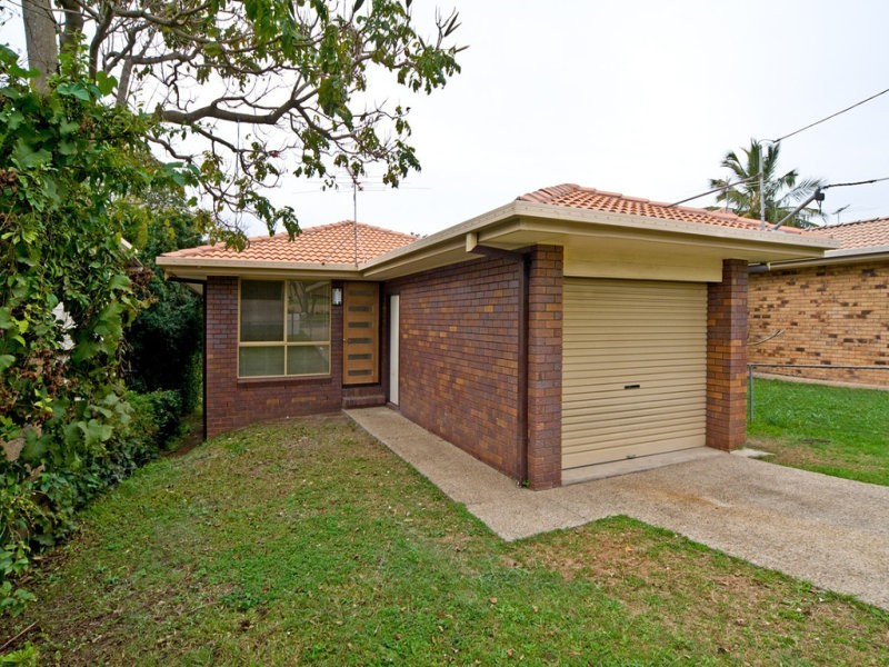 45 Buderim St, Manly QLD 4179