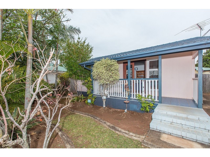 5 Higlett Street, Scarborough QLD 4020