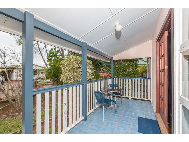 5 Higlett Street, Scarborough QLD 4020