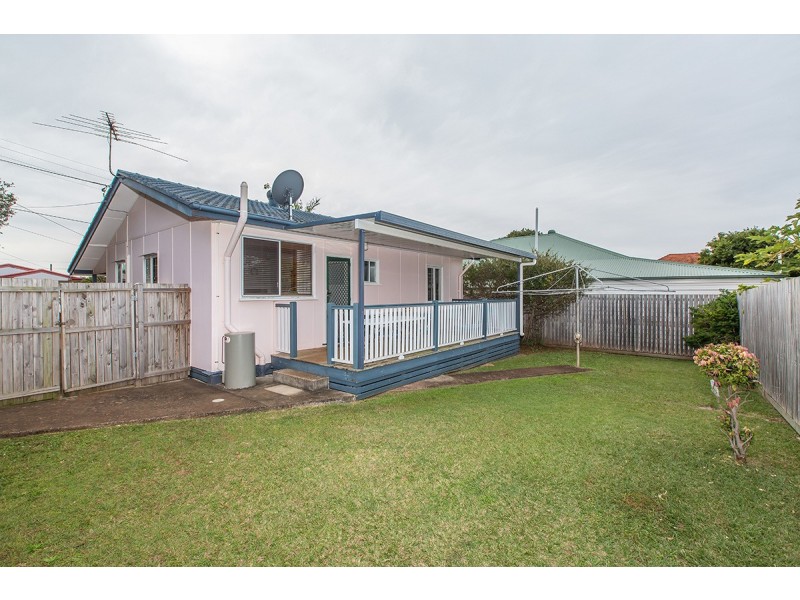 5 Higlett Street, Scarborough QLD 4020