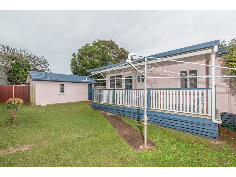 5 Higlett Street, Scarborough QLD 4020