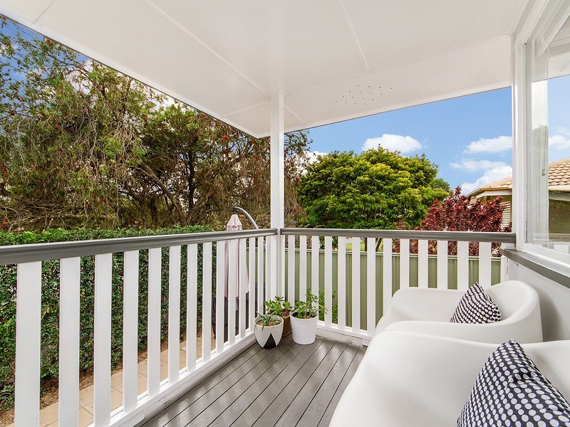 4a Julia Street, Clontarf QLD 4019