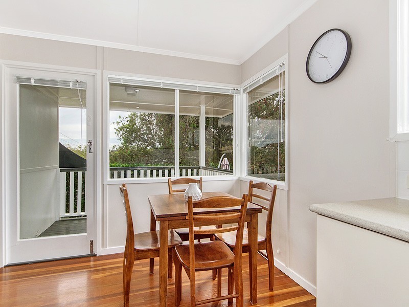 4a Julia Street, Clontarf QLD 4019