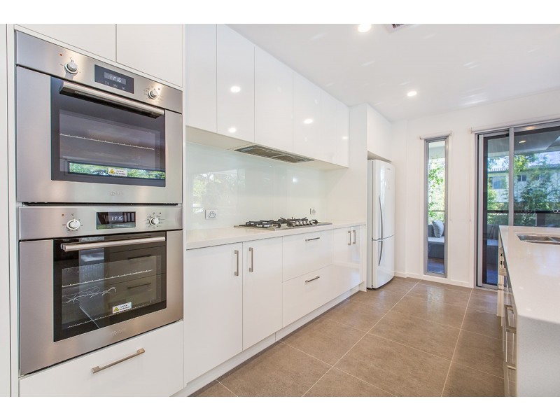 13 Hawthorne Street, Woody Point QLD 4019
