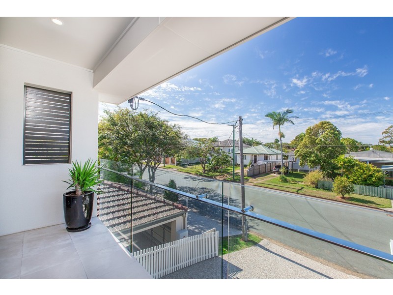 13 Hawthorne Street, Woody Point QLD 4019