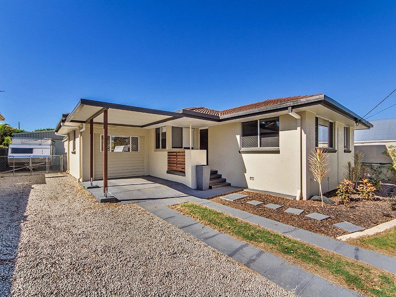 32 College Road, Clontarf QLD 4019