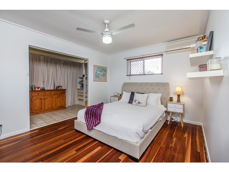 1 Wave Street, Kippa-ring QLD 4021