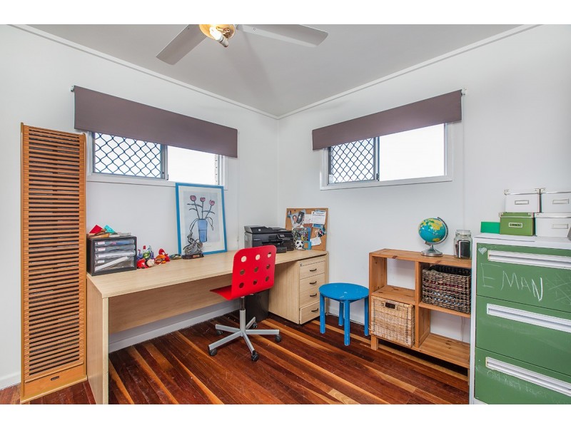1 Wave Street, Kippa-ring QLD 4021