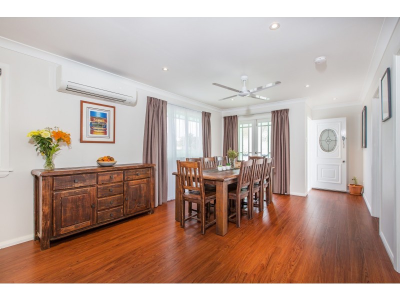 21 Barton Street, Sandgate QLD 4017