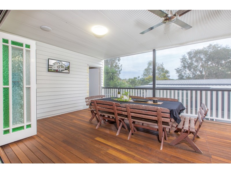 21 Barton Street, Sandgate QLD 4017