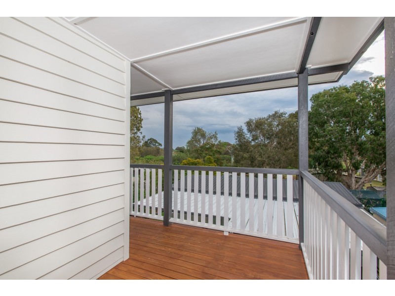 21 Barton Street, Sandgate QLD 4017