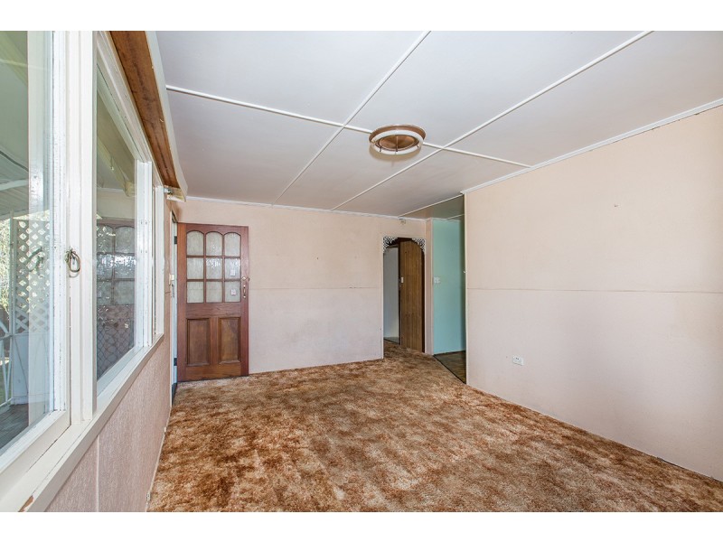 58 Georgina Street, Woody Point QLD 4019