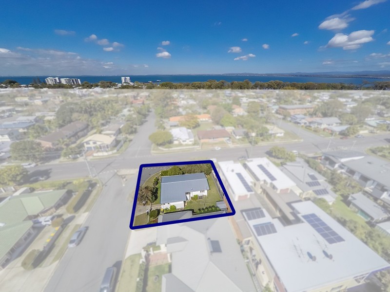 58 Georgina Street, Woody Point QLD 4019