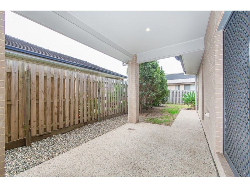17 Freeman Street, North Lakes QLD 4509