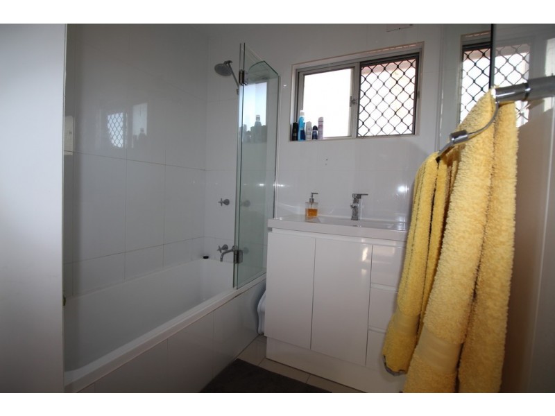 5 O’Connell Street, Redcliffe QLD 4020