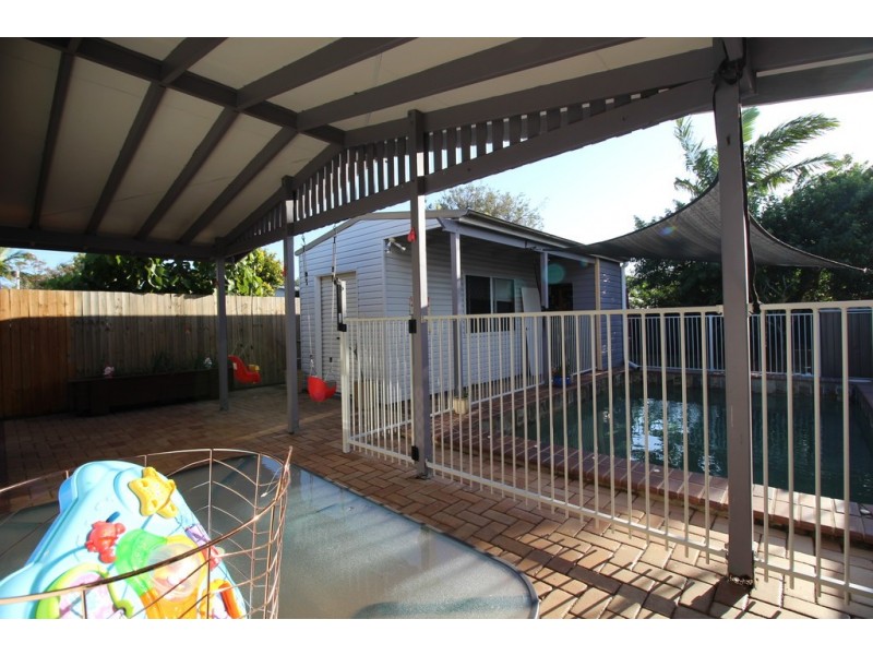 5 O’Connell Street, Redcliffe QLD 4020