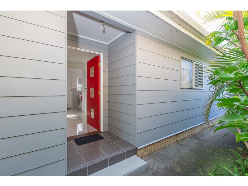 2a Cutts Street, Margate QLD 4019
