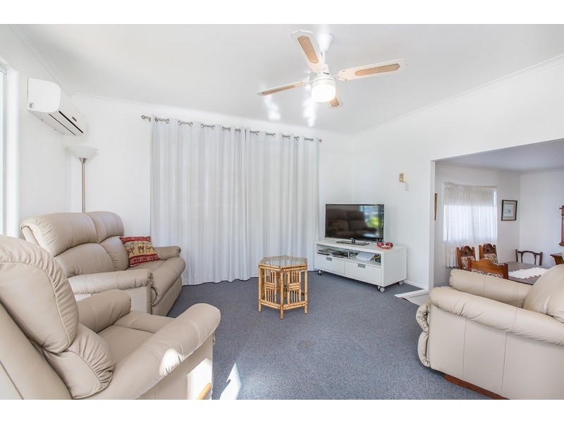 2a Cutts Street, Margate QLD 4019