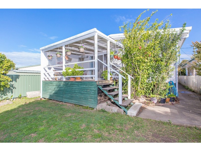 2a Cutts Street, Margate QLD 4019