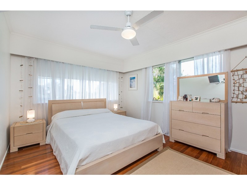 4 Joanna Street, Clontarf QLD 4019