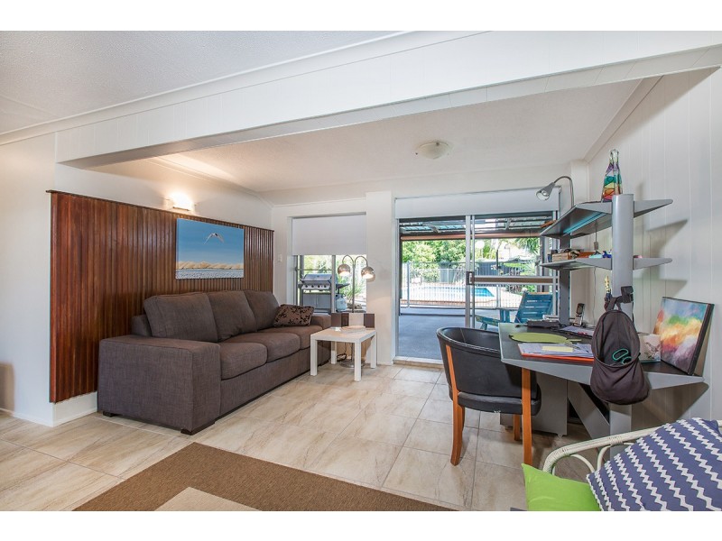 4 Joanna Street, Clontarf QLD 4019