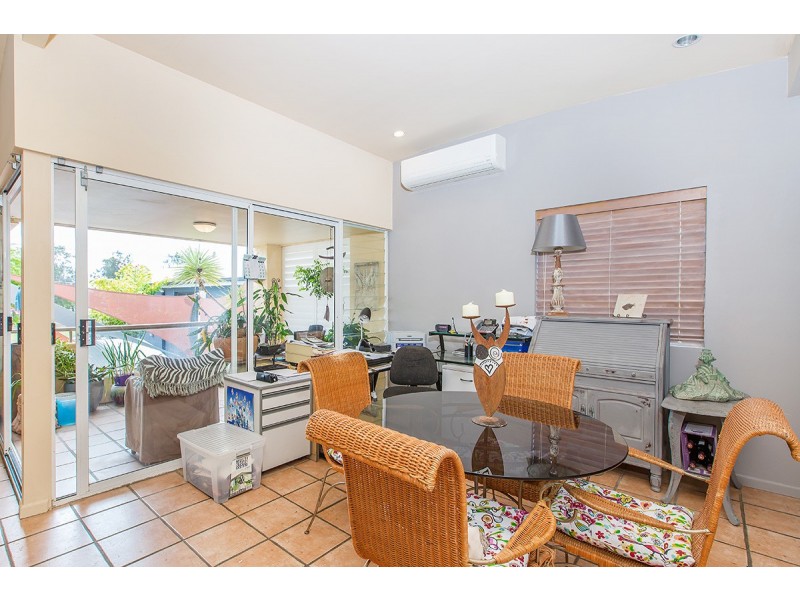 35 Thurecht Parade, Scarborough QLD 4020