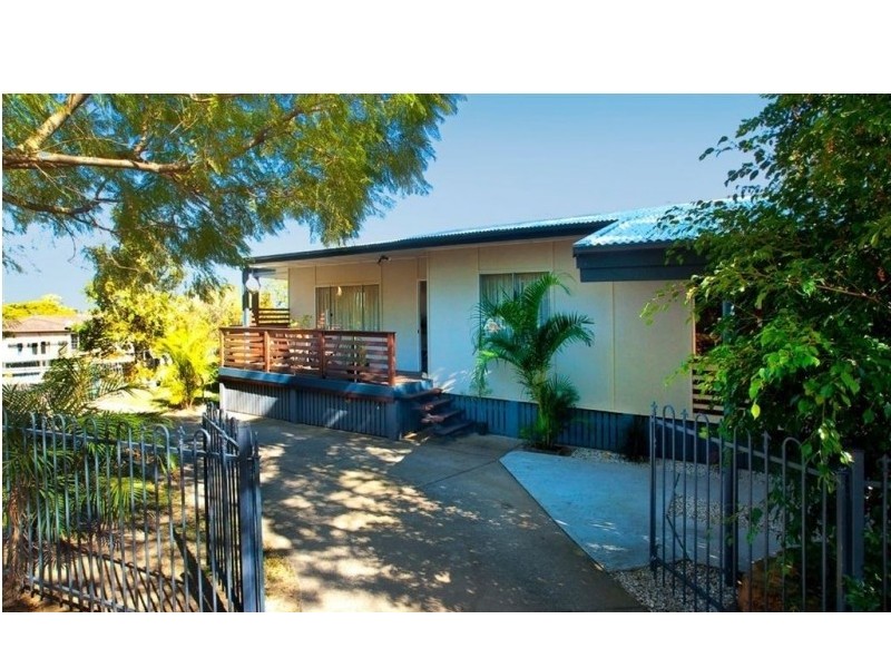 242 MacDonnell Road, Clontarf QLD 4019