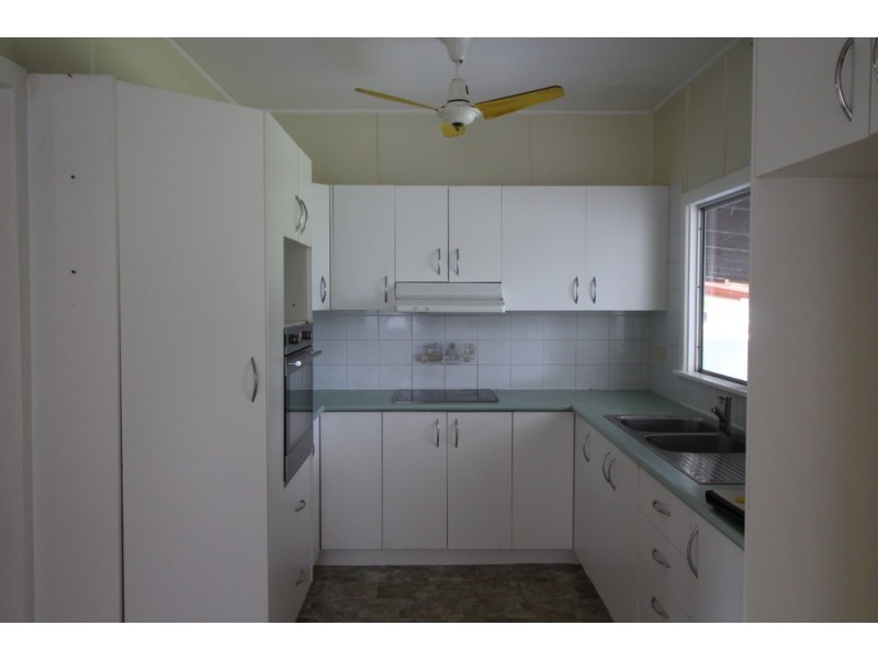 8 Tainton Street, Clontarf QLD 4019