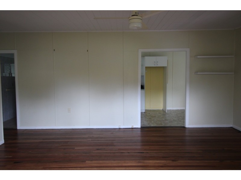 8 Tainton Street, Clontarf QLD 4019