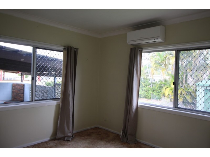 8 Tainton Street, Clontarf QLD 4019