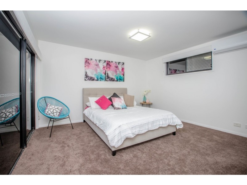 22 Freya Court, Newport QLD 4020