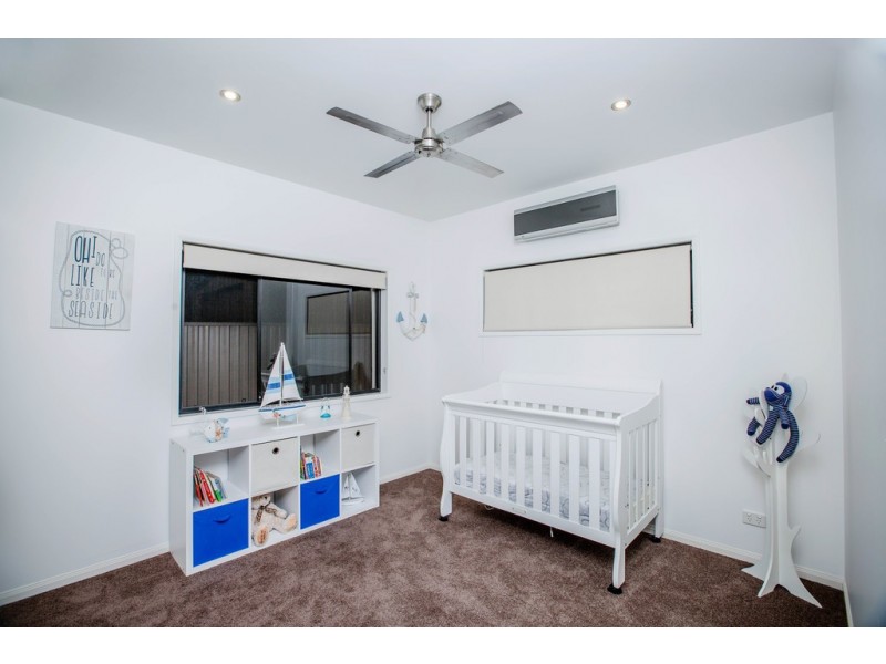 22 Freya Court, Newport QLD 4020