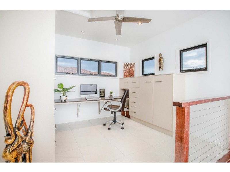 22 Freya Court, Newport QLD 4020