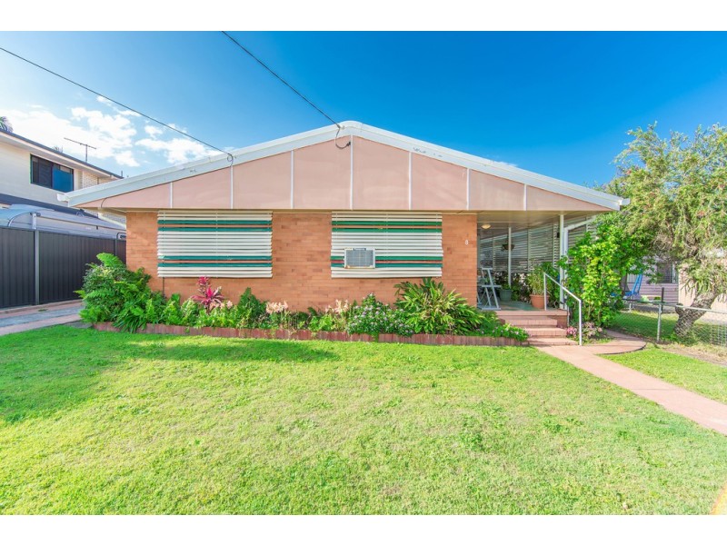 8 Cowen Street, Margate QLD 4019