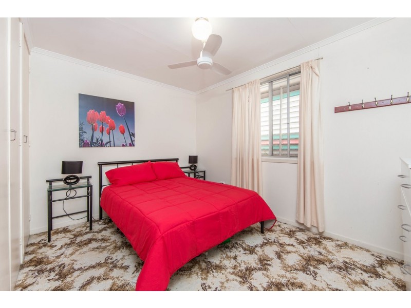 8 Cowen Street, Margate QLD 4019