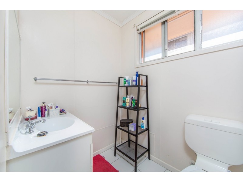 8 Cowen Street, Margate QLD 4019