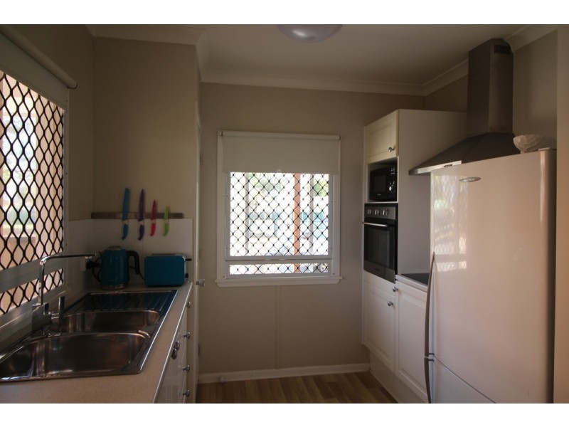110 King Street, Woody Point QLD 4019