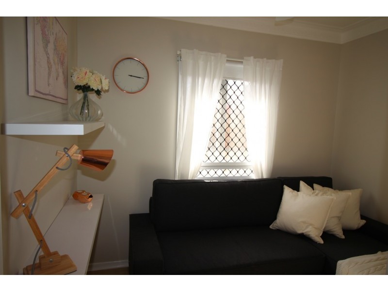 110 King Street, Woody Point QLD 4019