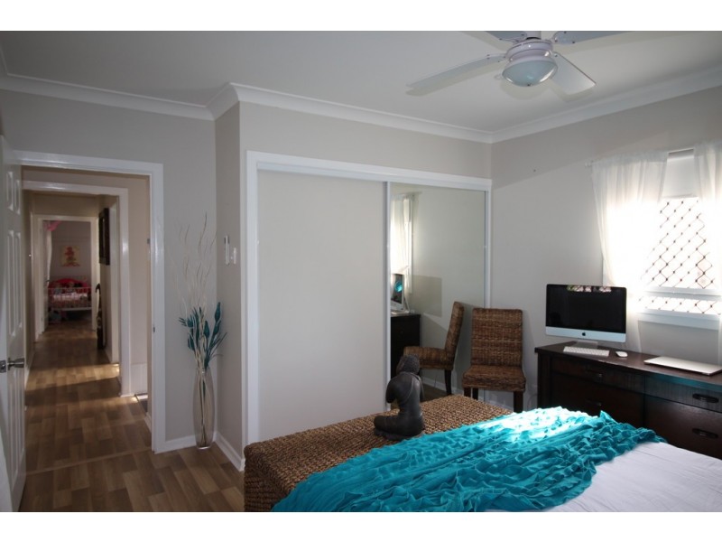 110 King Street, Woody Point QLD 4019