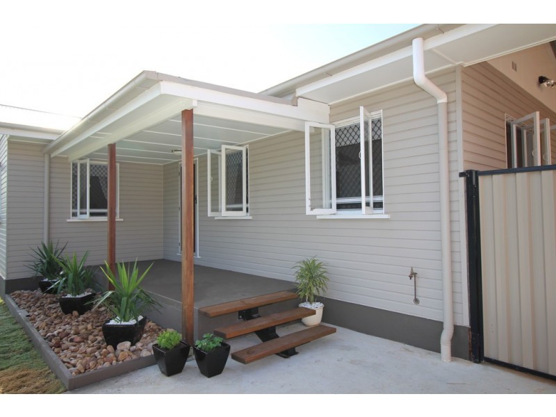 110 King Street, Woody Point QLD 4019