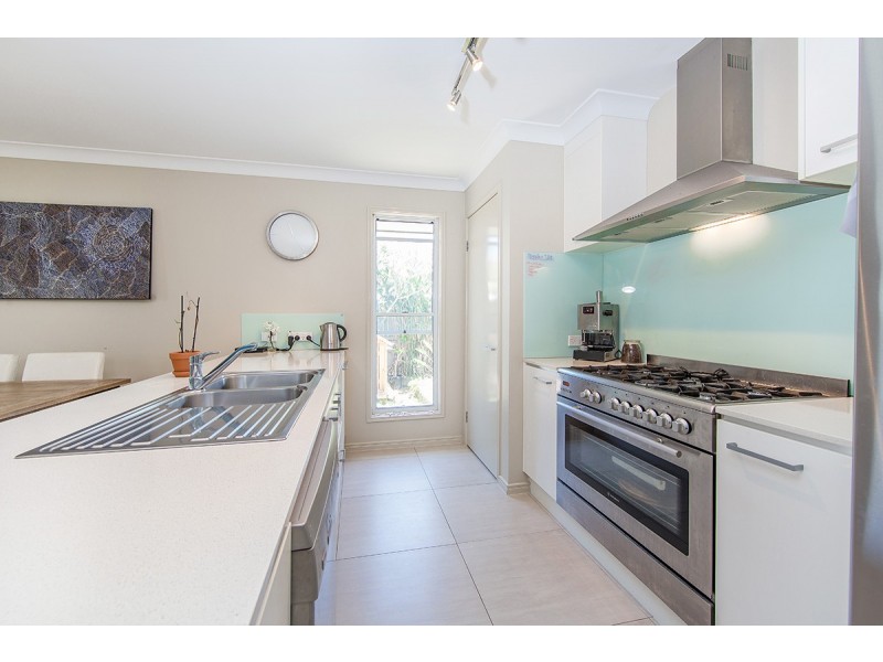 15 Menara Circuit, North Lakes QLD 4509