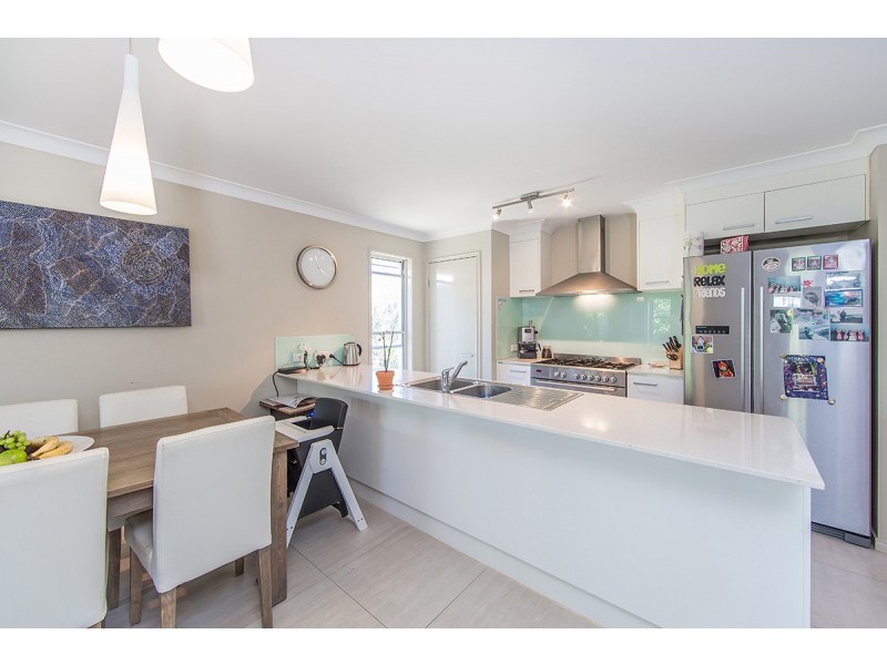 15 Menara Circuit, North Lakes QLD 4509