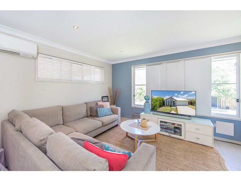 15 Menara Circuit, North Lakes QLD 4509