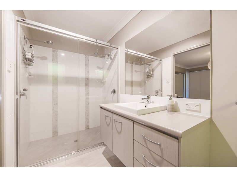 15 Menara Circuit, North Lakes QLD 4509